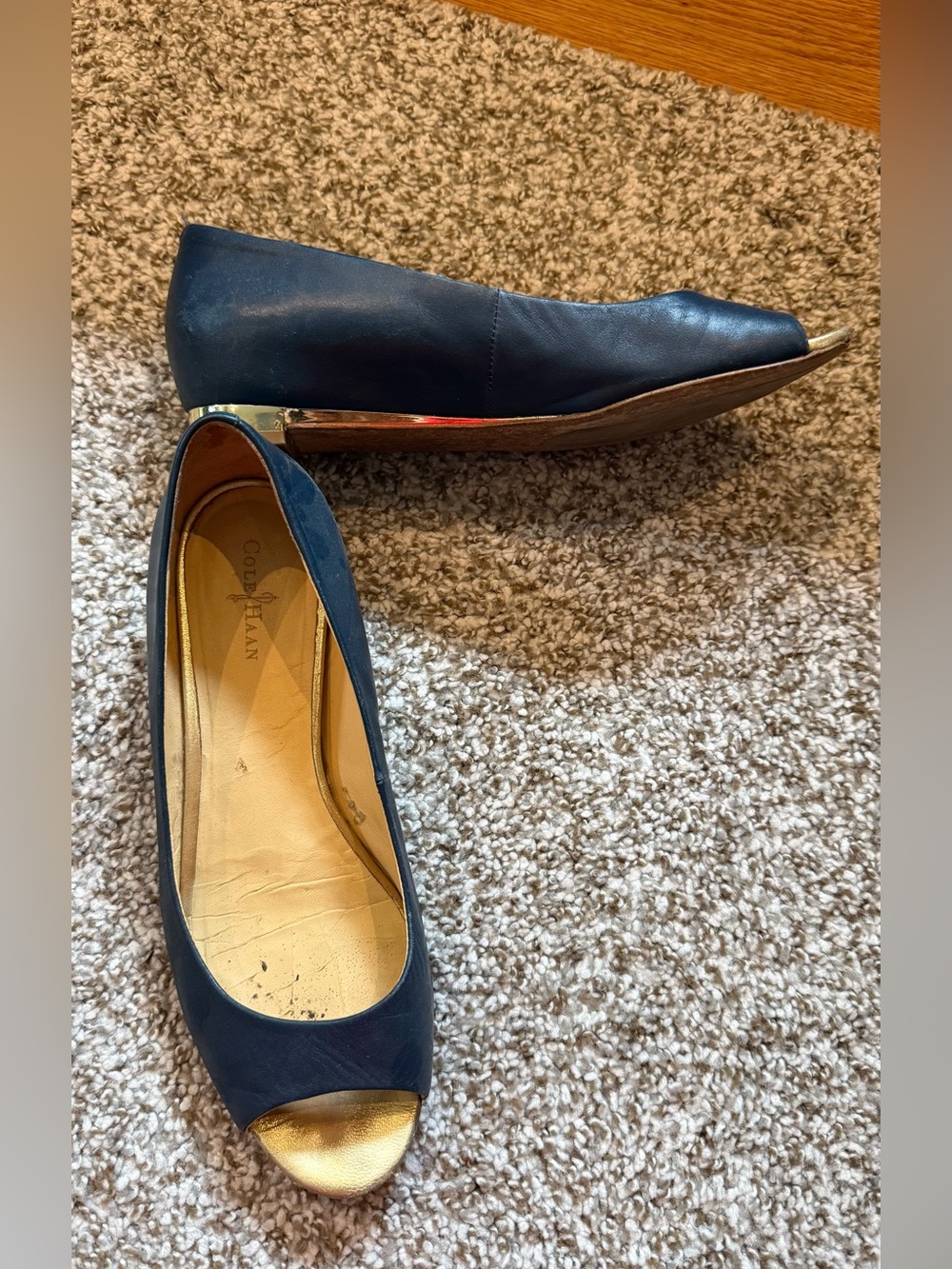 Cole Haan Peep Toe Navy Blue and Gold Flats 8